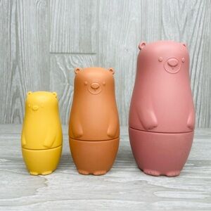 Montessori rubber stacking bear Russian doll style toy stacking / sorting toy